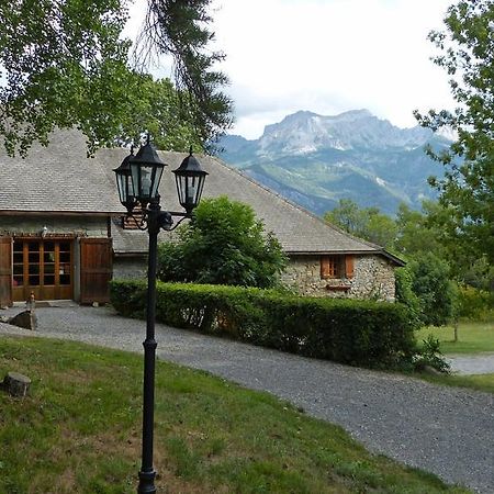 Domaine De Lara Bed & Breakfast Barcelonnette Dış mekan fotoğraf