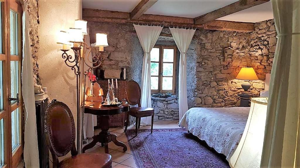 Domaine De Lara Bed & Breakfast Barcelonnette Dış mekan fotoğraf