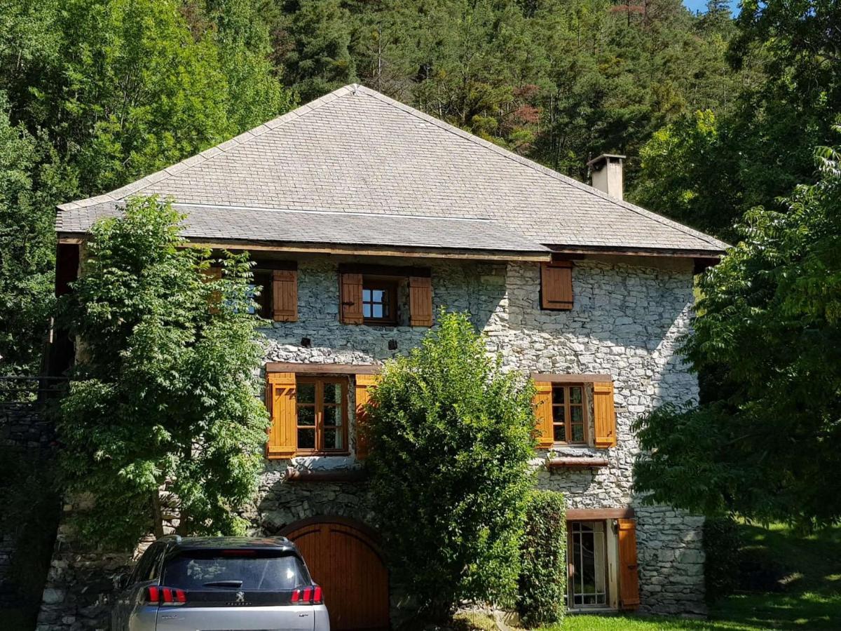 Domaine De Lara Bed & Breakfast Barcelonnette Dış mekan fotoğraf