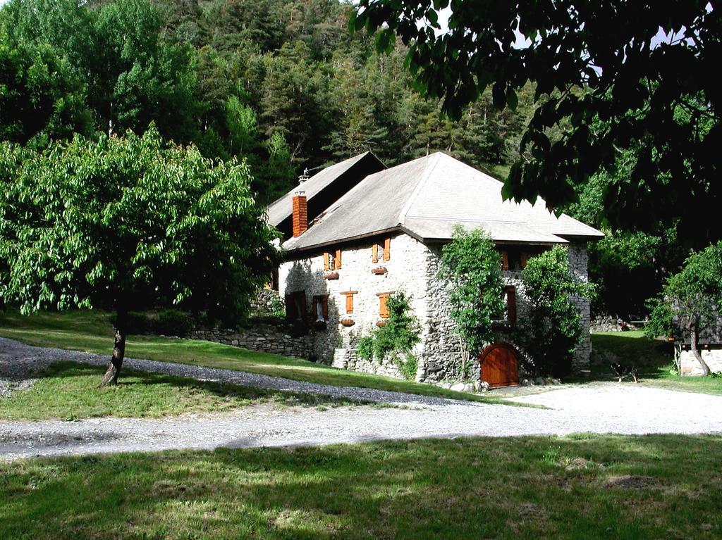 Domaine De Lara Bed & Breakfast Barcelonnette Dış mekan fotoğraf