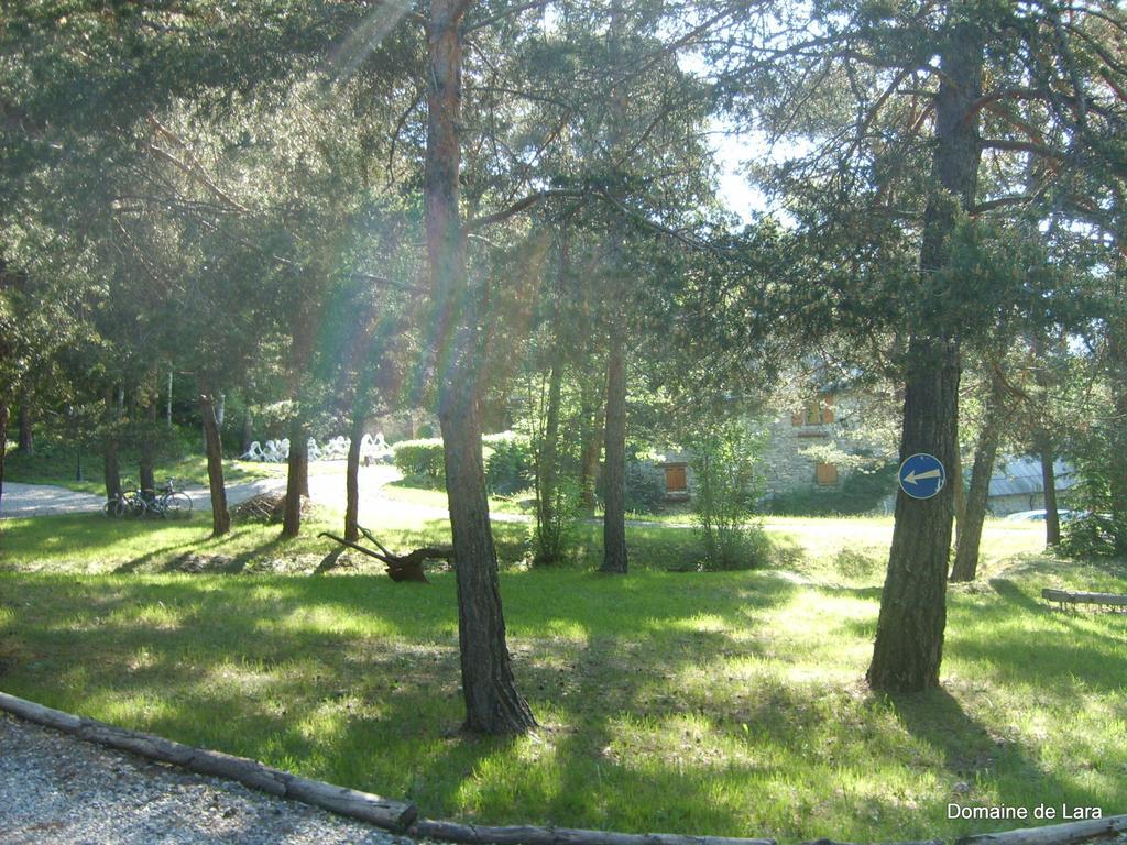 Domaine De Lara Bed & Breakfast Barcelonnette Dış mekan fotoğraf